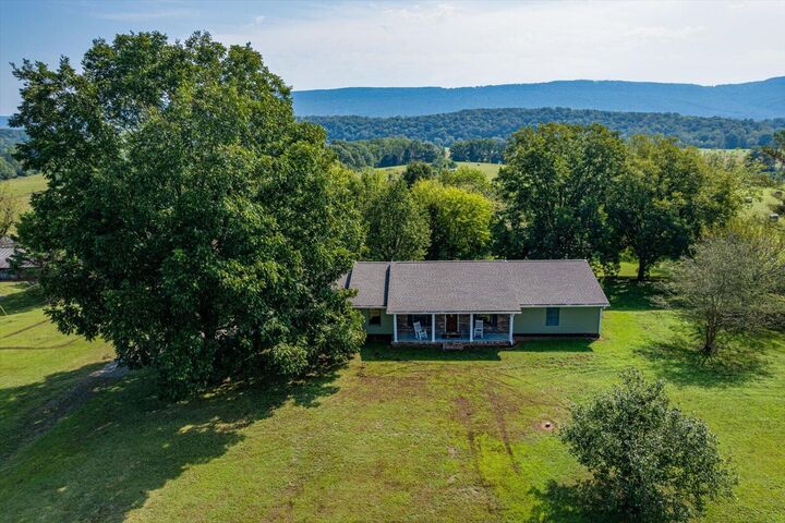 Property Photo: 632 Shirley Loop TN 37397
