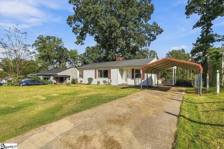 Property Photo:  130 Overbrook Court  SC 29306 