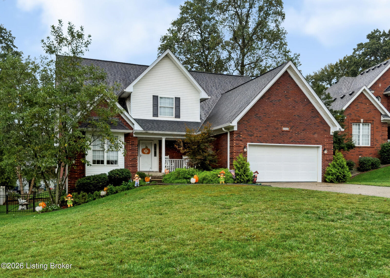 Property Photo:  6204 Cottage Ridge Pl  KY 40214 