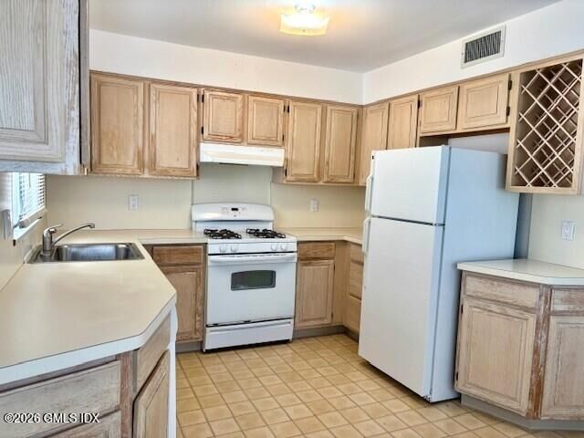 Property Photo:  32 Decatur Street 2  CT 06807 