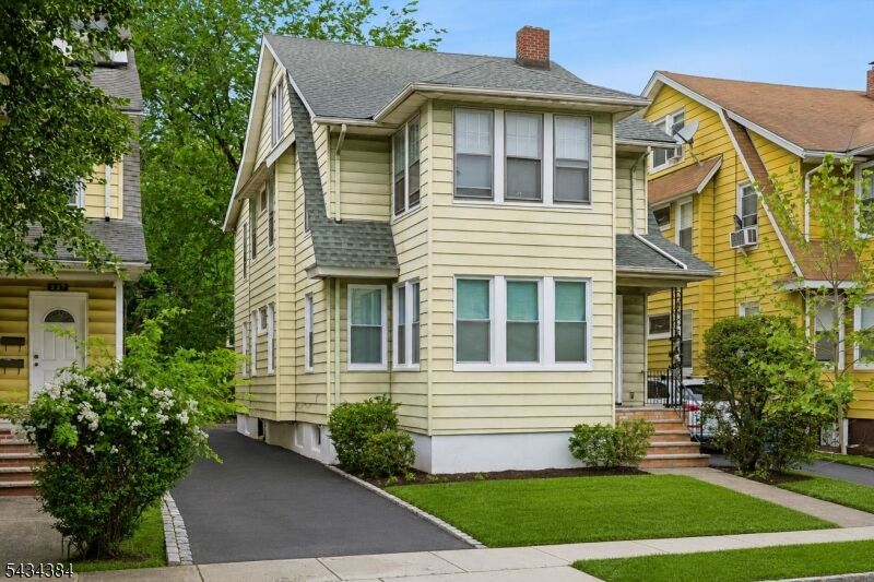 Property Photo:  225 Ward Pl  NJ 07079 