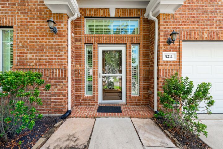 Property Photo:  5211 Addison Hills Lane  TX 77494 