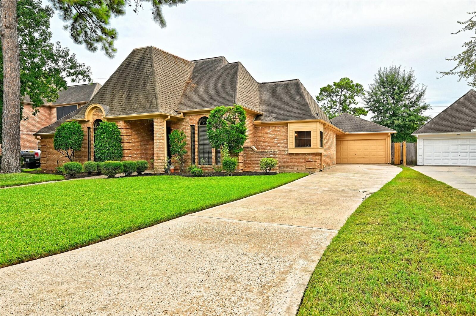 Property Photo:  6018 Spring Creek Lane  TX 77379 