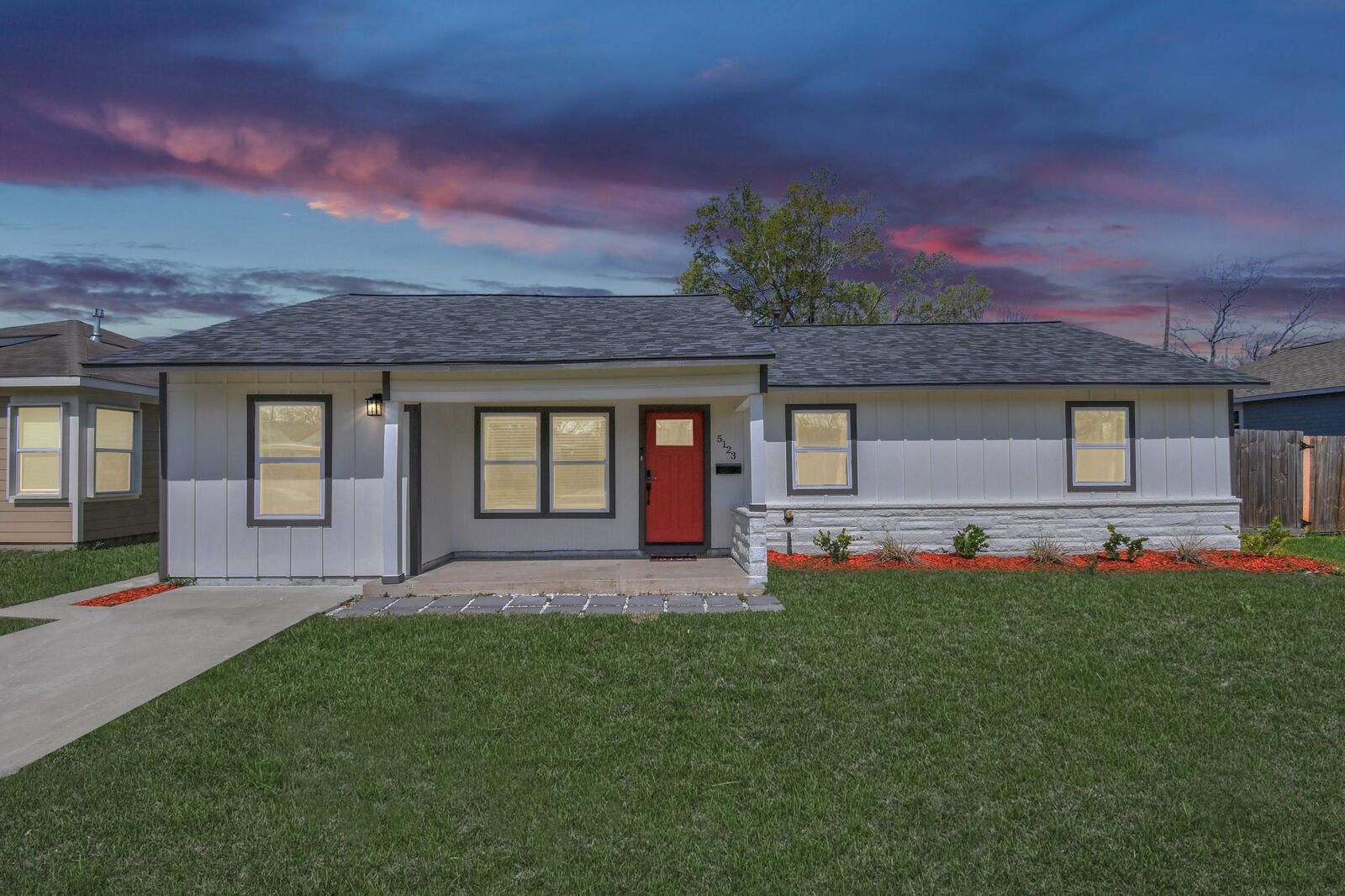 Property Photo:  5123 Dewberry Street  TX 77021 