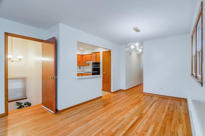 Property Photo:  180 West 3rd St  NJ 07002 