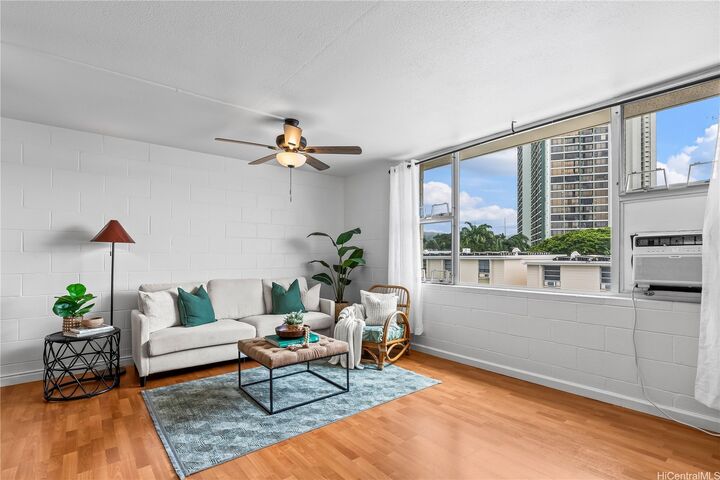 Property Photo:  98-1030 Moanalua Road 5-310  HI 96701 
