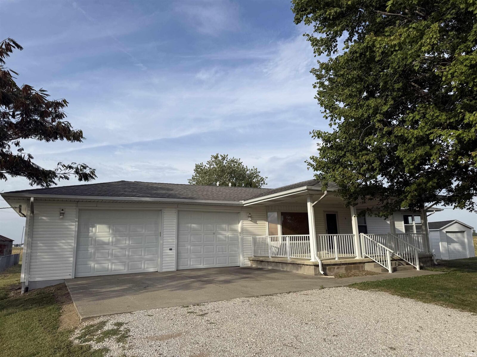 Property Photo: 11553 Sand Barrens Lane IL 62460