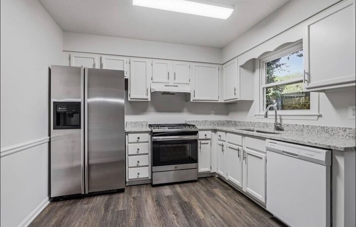 Property Photo:  485 Barrington Loop  GA 30076 