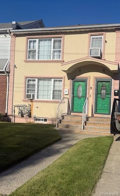 Property Photo:  120-33 196th Street  NY 11412 