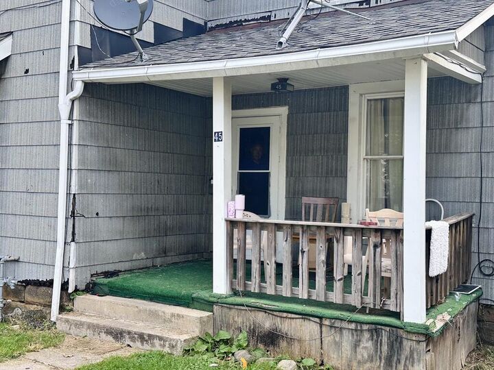 Property Photo: 45 Lind Ave OH 44903