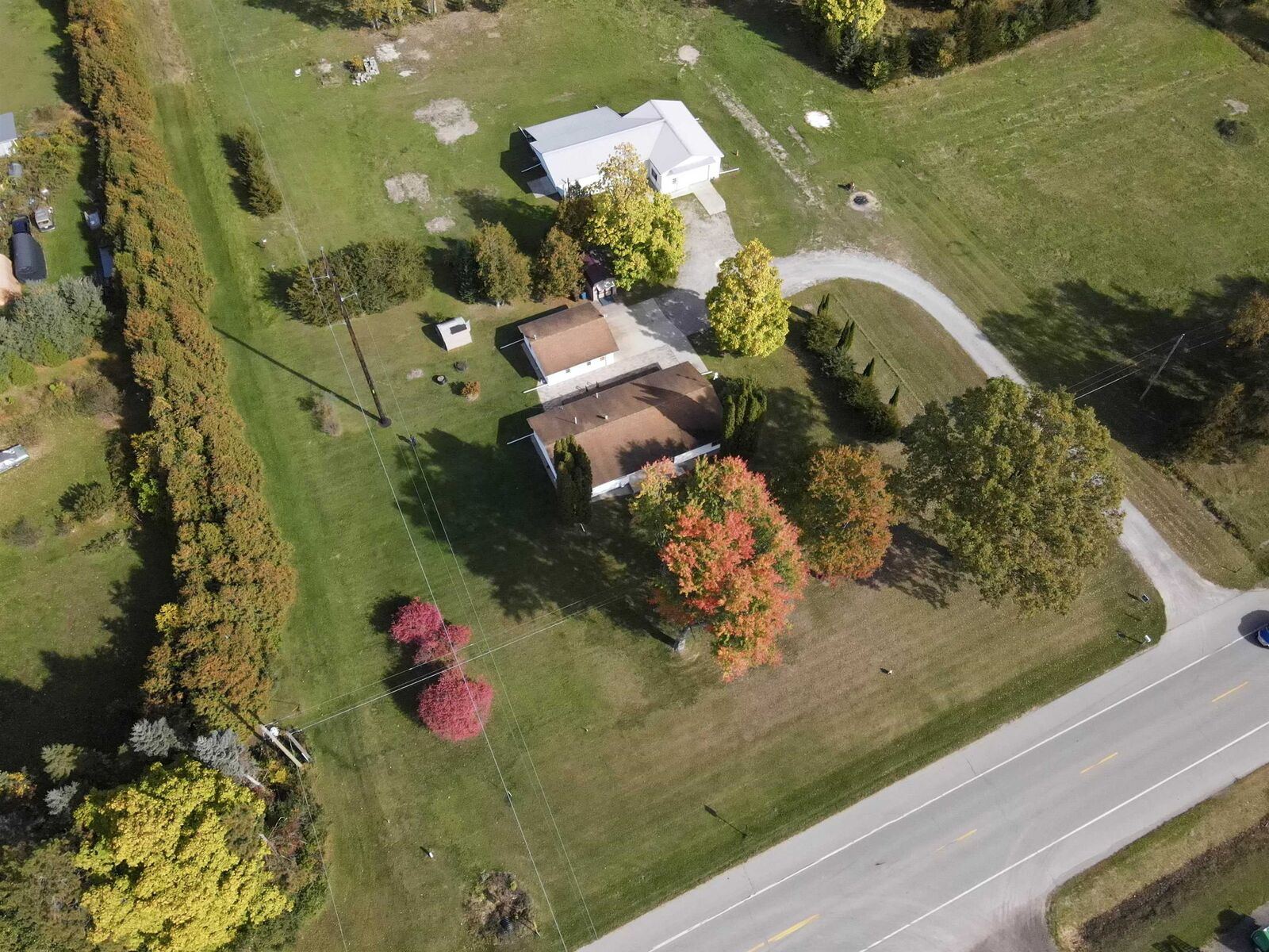 Property Photo:  215 E Saginaw  MI 48657 