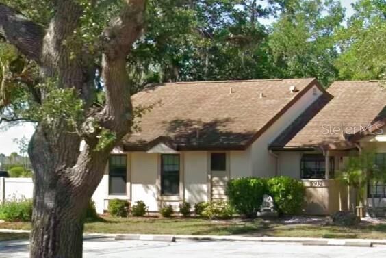 Property Photo: 5932 Mashie Circle FL 34287