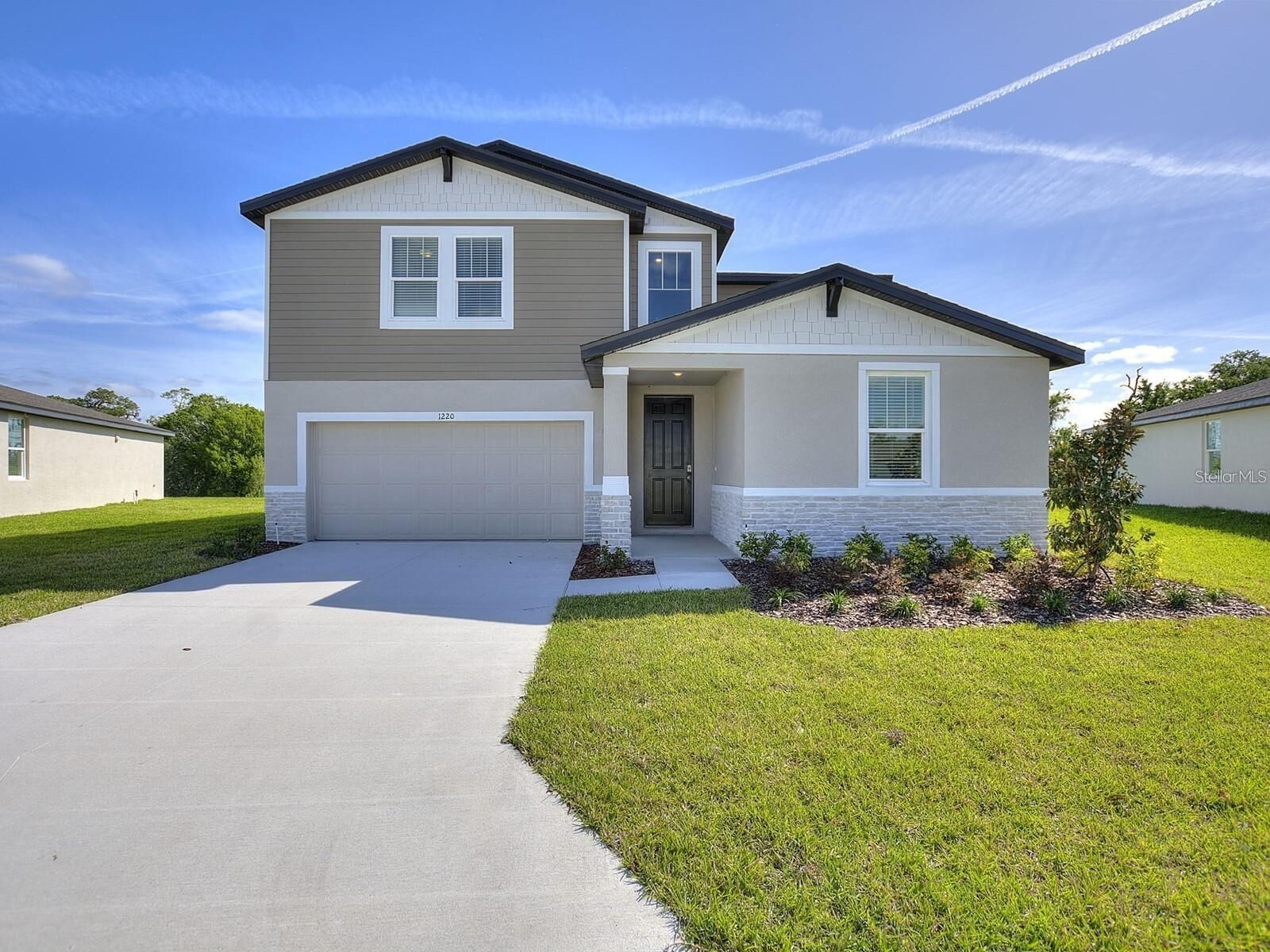 Property Photo:  1220 Oak Valley Drive  FL 33823 