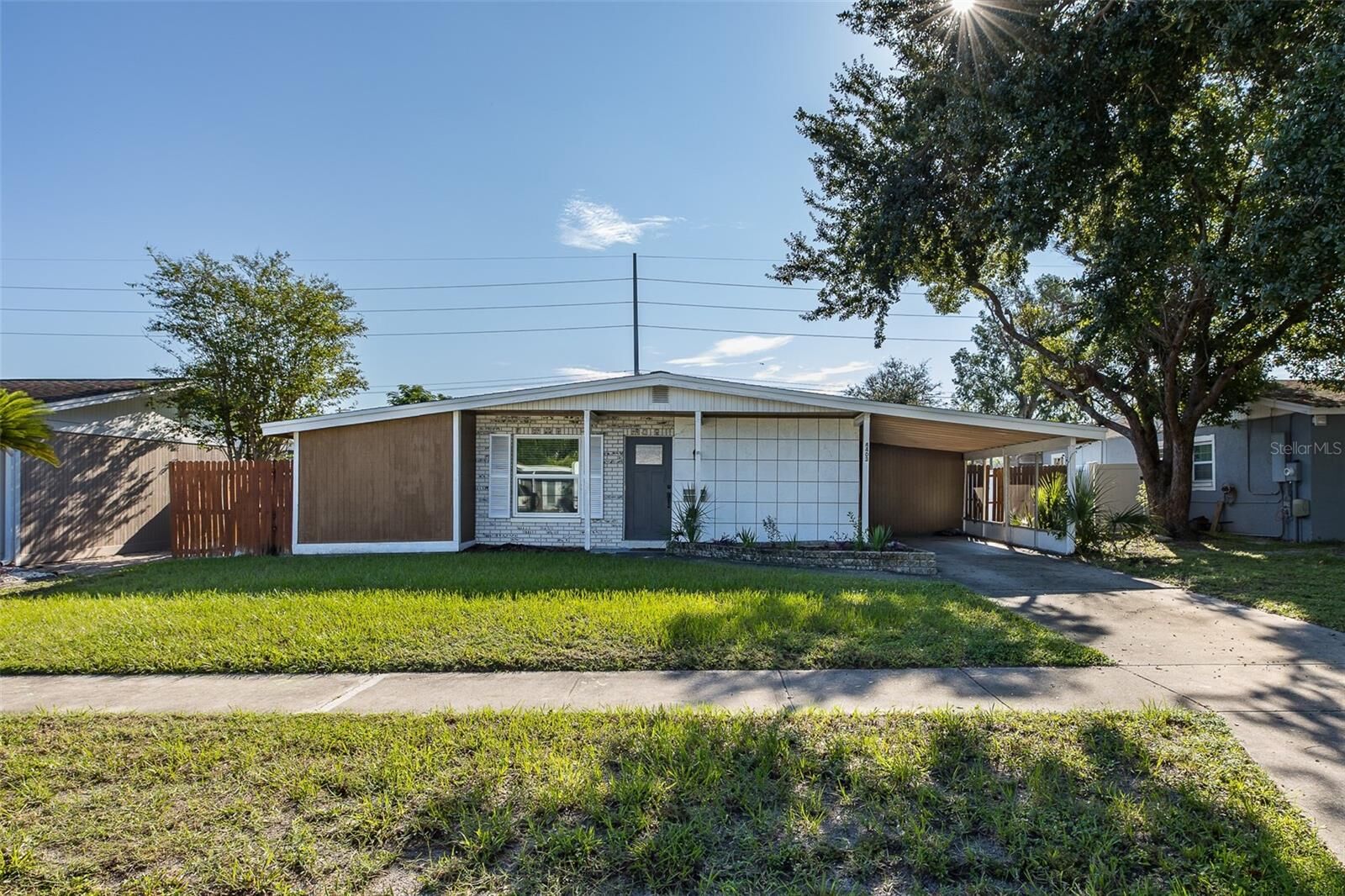 Property Photo:  4403 Gandy Circle  FL 33616 