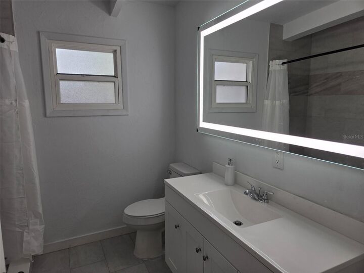 Property Photo: 2839 NE 10th Drive FL 32609