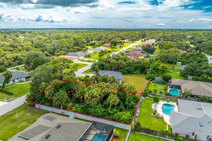 Property Photo: 453 Border Street FL 33953