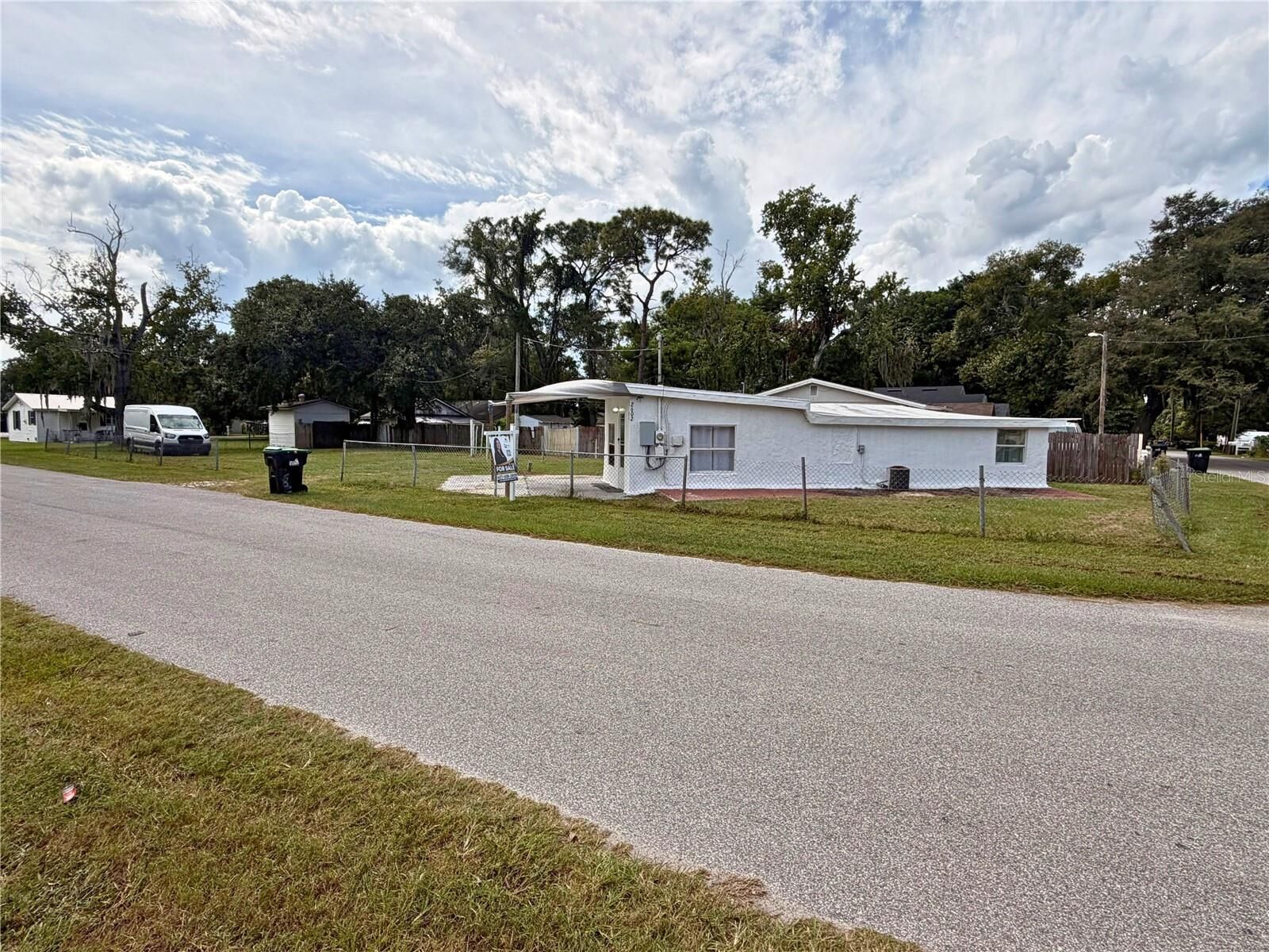 Property Photo:  2602 Sidney Avenue  FL 32810 