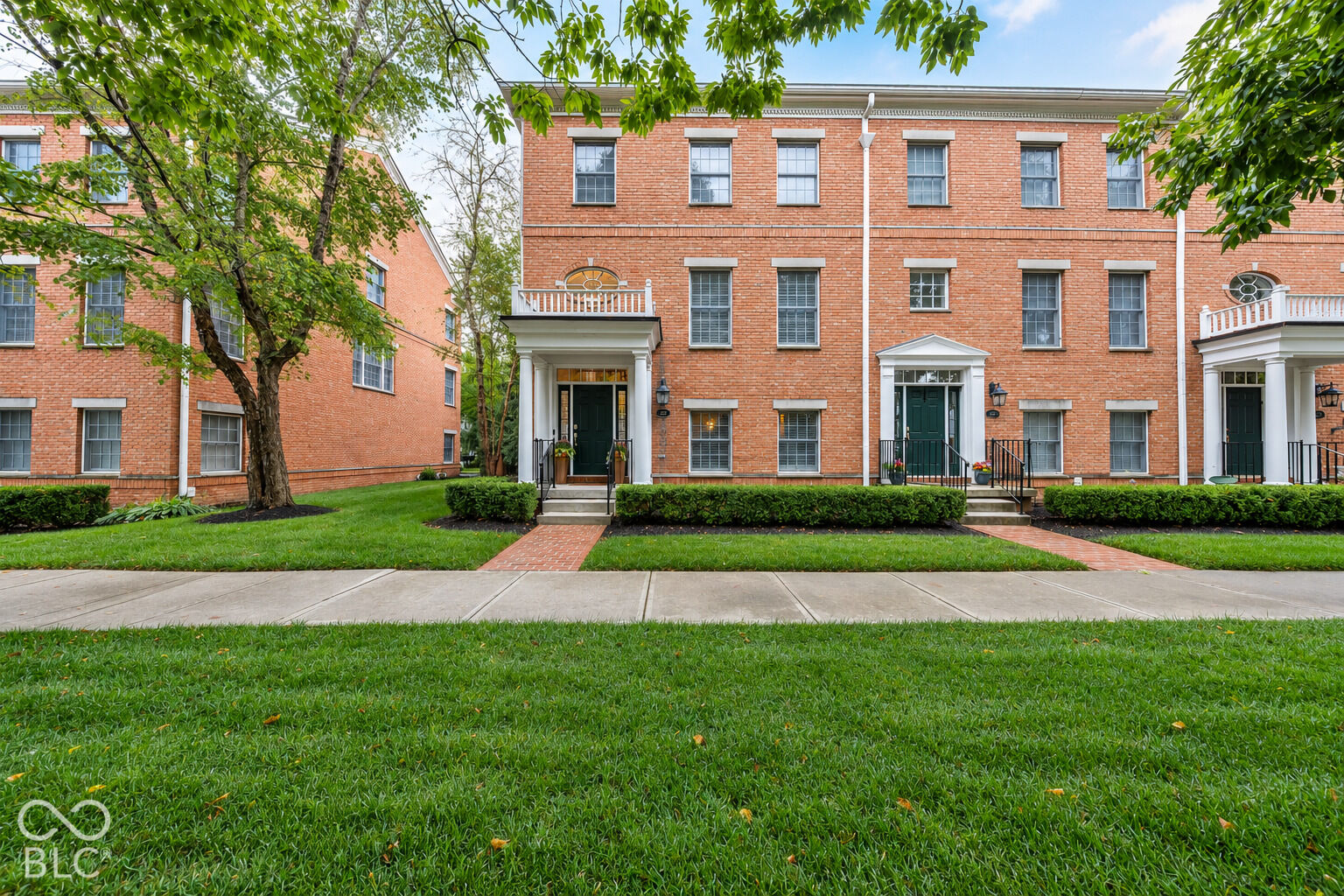 Property Photo:  2207 Glebe Street  IN 46032 