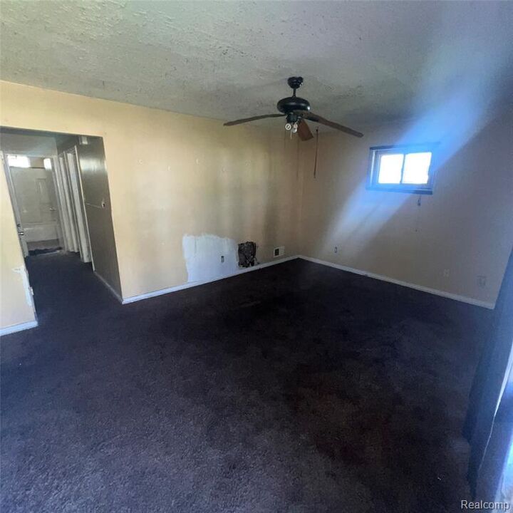 Property Photo: 26413 Lehigh Street MI 48141 3285