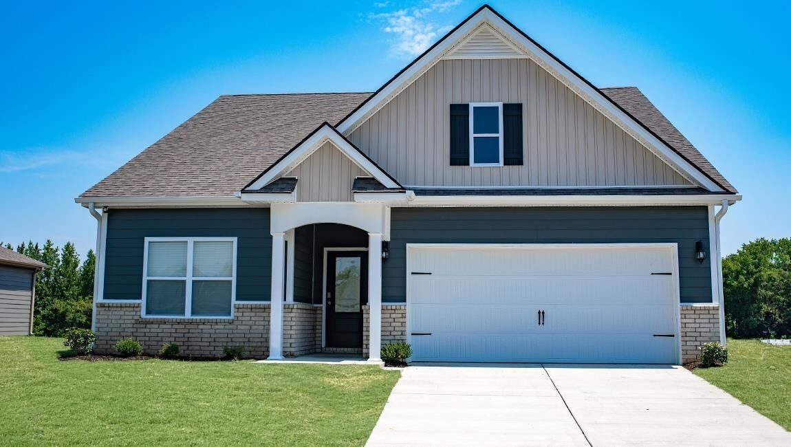 Property Photo:  4377 Shelby Dr  TN 38053 