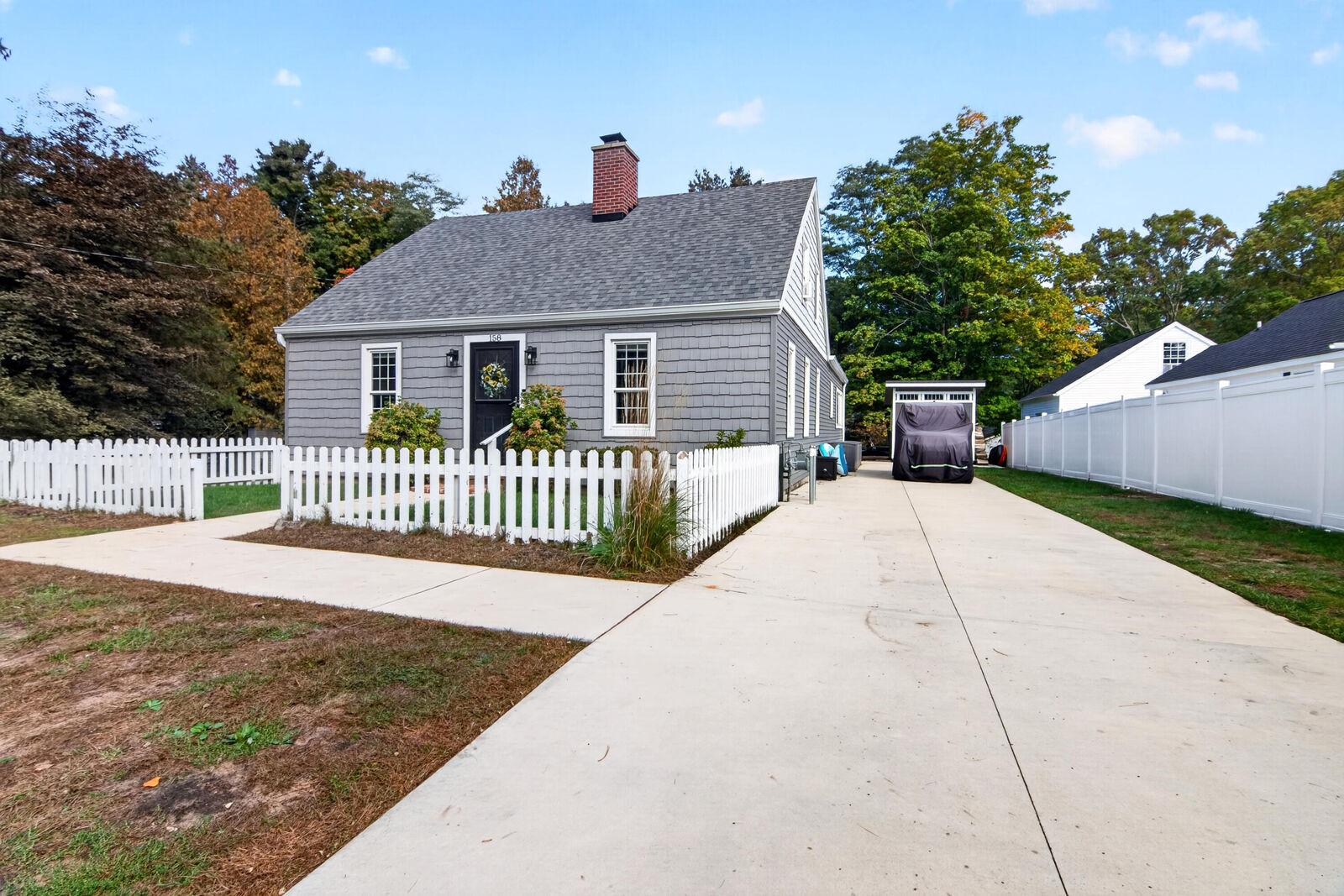 Property Photo:  158 Park Street  MI 49449 