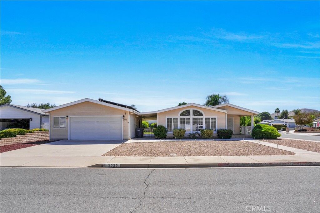 Property Photo:  2525 Apple Tree  CA 92545 