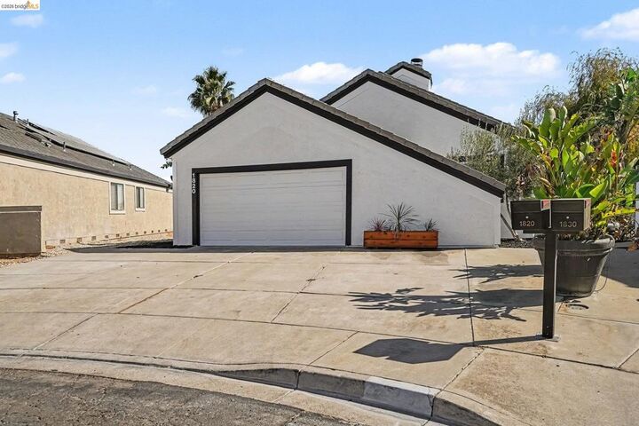 Property Photo:  1820 Surfside Ct  CA 94505 