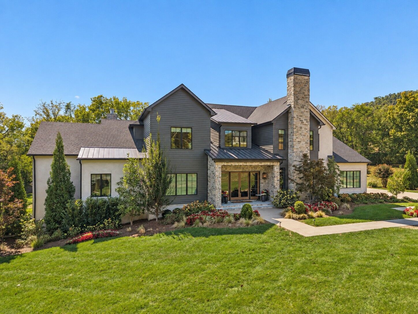 Property Photo:  809 Brentview Dr  TN 37220 