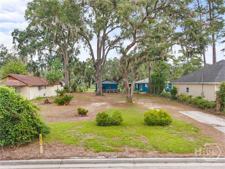 Property Photo:  2416 Bon Air Drive  GA 31406 