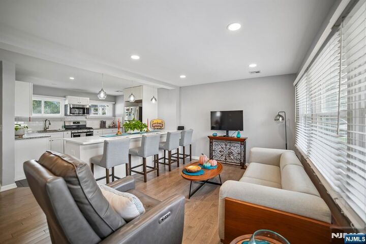 Property Photo:  76 Day Avenue  NJ 07621 