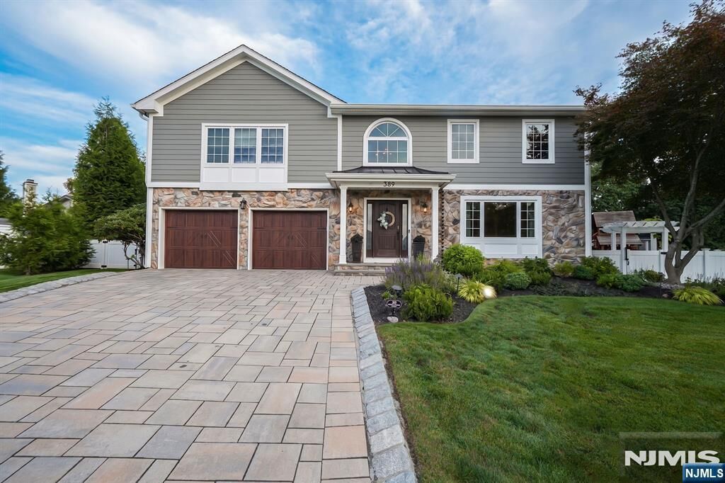 Property Photo: 398 James Woods Court NJ 07646