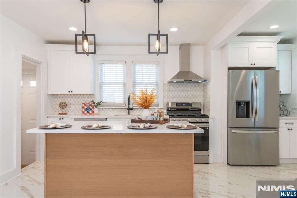 Property Photo:  1118 Van Houten Avenue  NJ 07013 