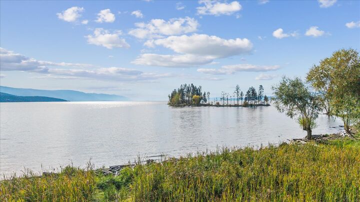 Property Photo:  386,414,440 Holt Drive  MT 59911 