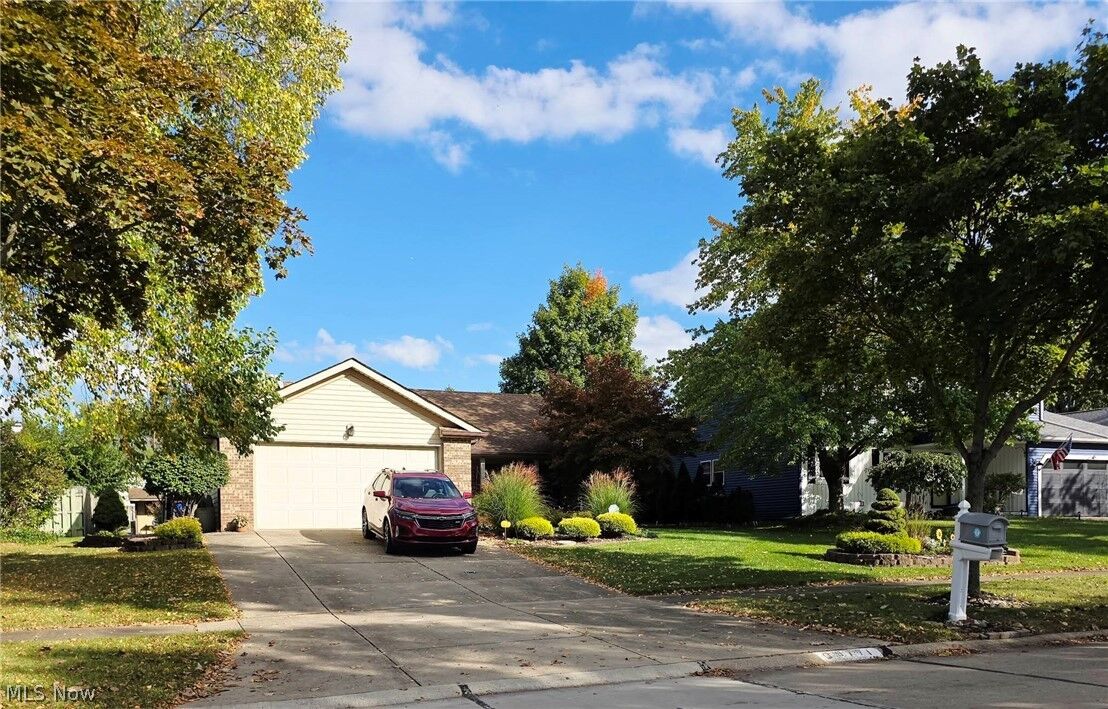 Property Photo:  9771 Tannery Way  OH 44138 