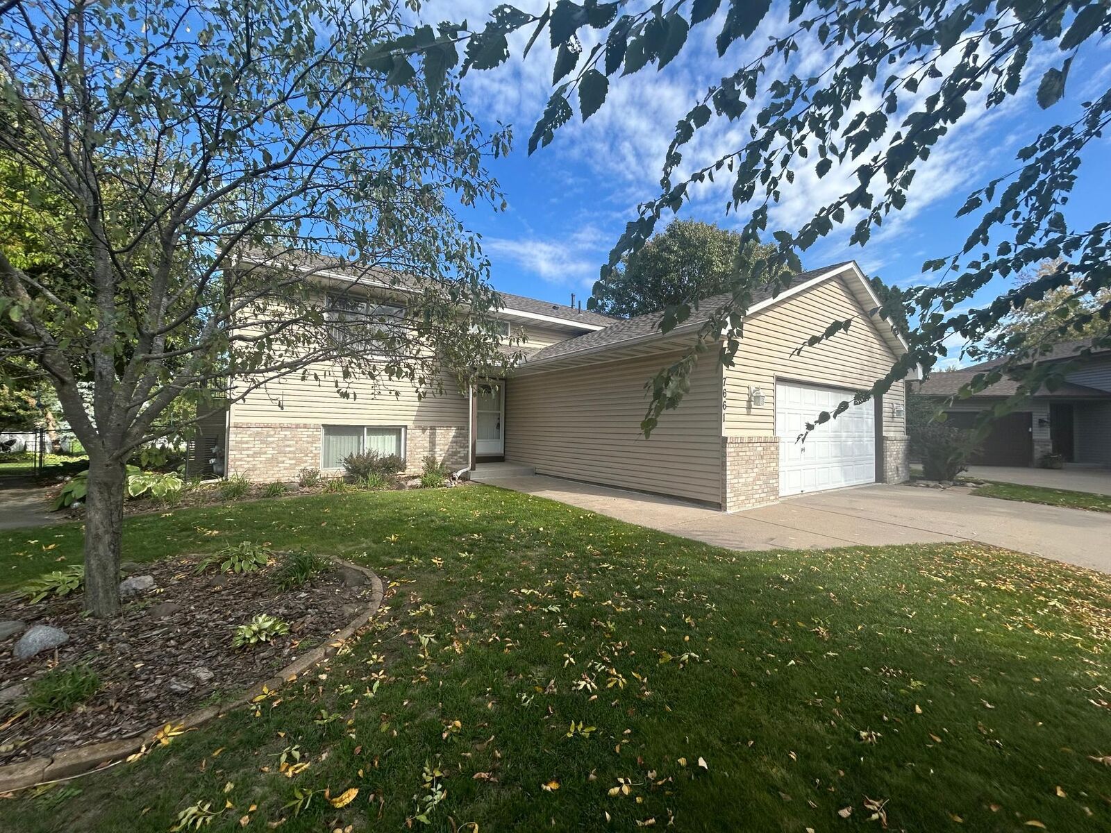 Property Photo: 7661 Homestead Court S MN 55016