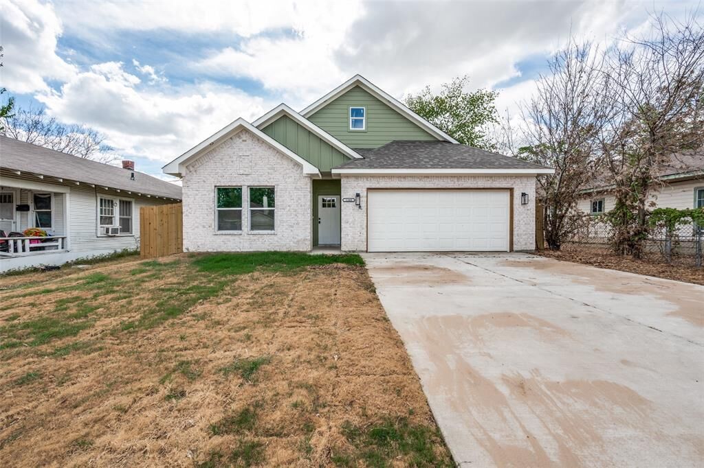 Property Photo:  1340 Elmwood Avenue  TX 76104 