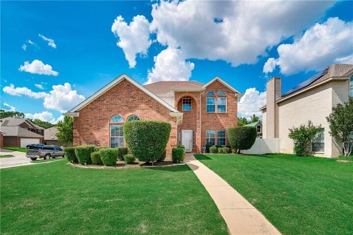 Property Photo:  2609 Creekbend Drive  TX 76001 