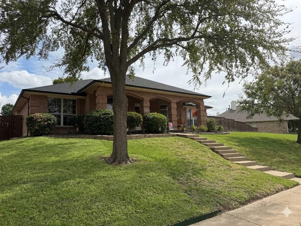 Property Photo:  2710 Green Gables Court  TX 75087 