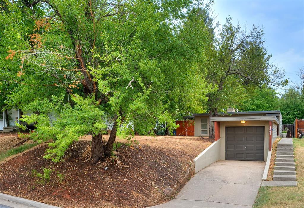 Property Photo:  3009 Pioneer Street  OK 73107 