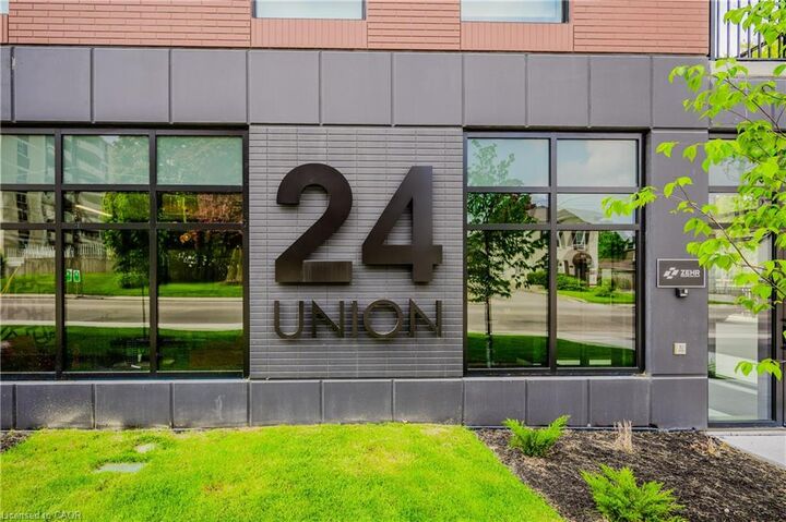 Property Photo:  24 Union Street E 205  ON N2J 1B7 