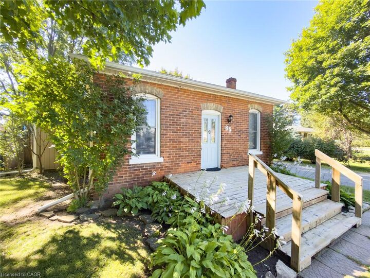 Property Photo:  86 Green Street  ON N0E 1Y0 
