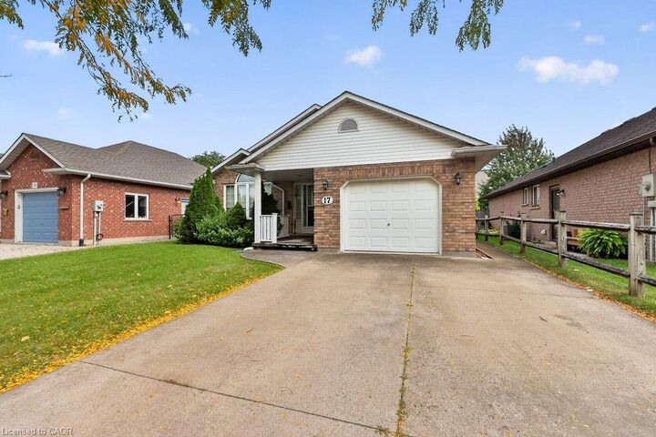 Property Photo:  17 Tanner Drive  ON L3E 0N7 