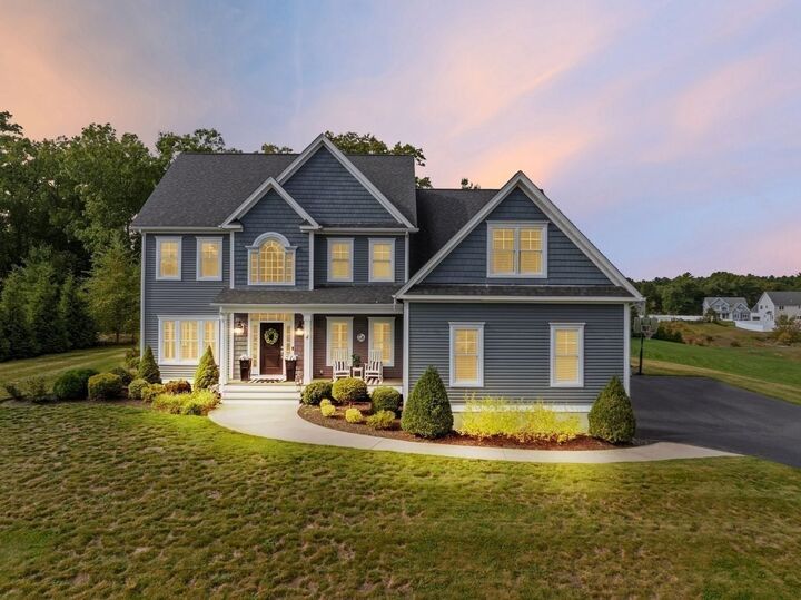 Property Photo:  4 Oxbow Dr  MA 02762 
