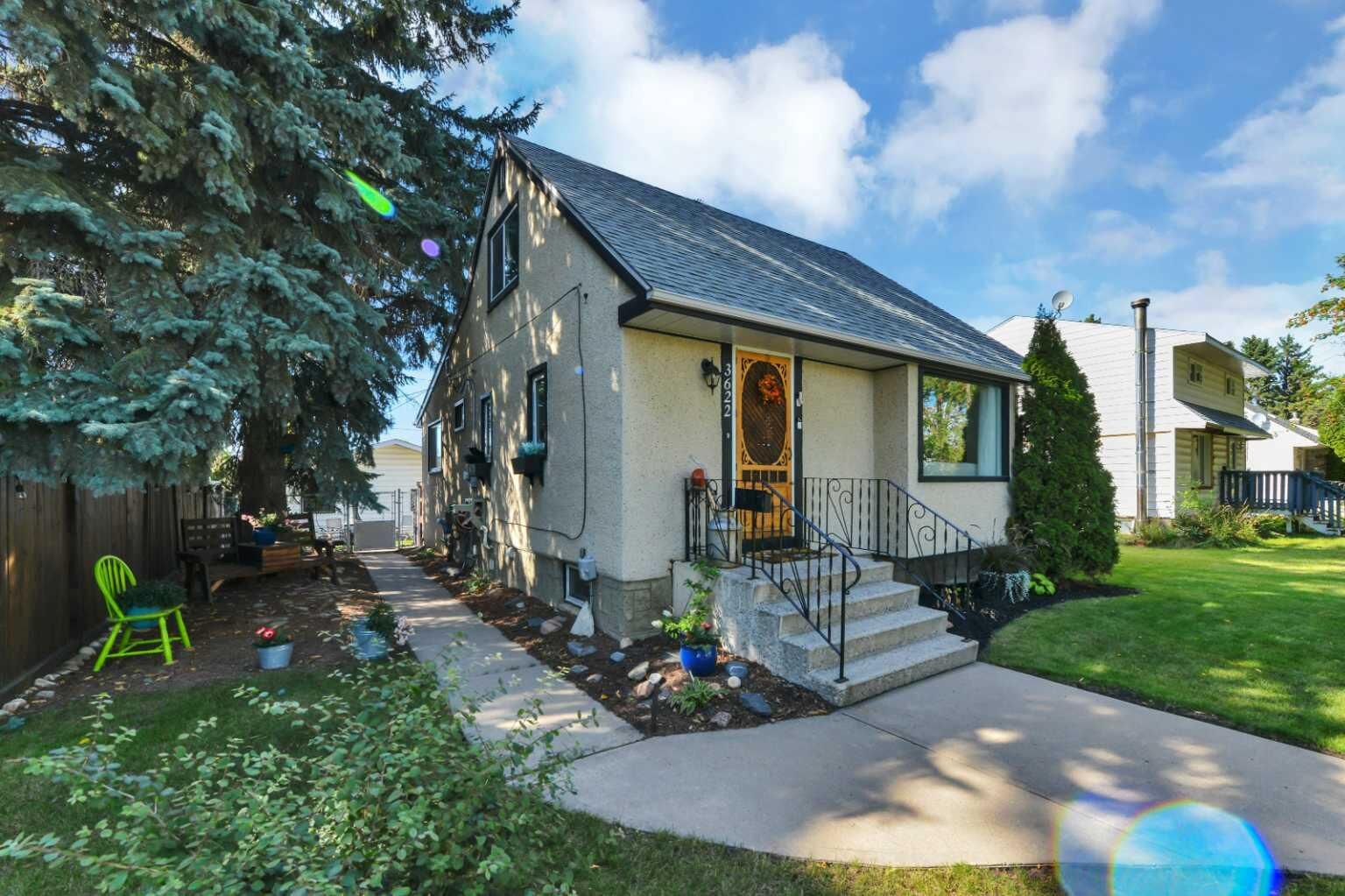 Property Photo:  3622 41 Avenue  AB T4N 2X8 