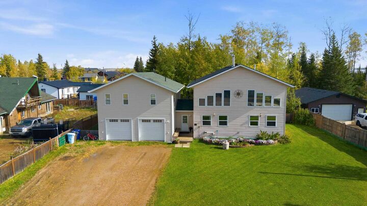 Property Photo:  54 Poplar Crescent  AB T0P 1J0 