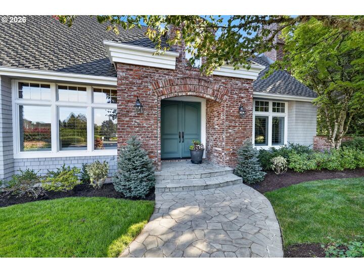 Property Photo:  9105 NW Fullner Ct  OR 97229 