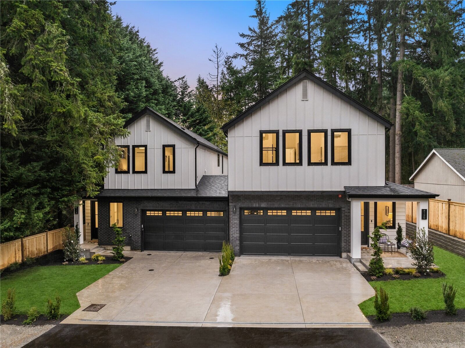 Property Photo:  4120  161st Avenue SE  WA 98006 
