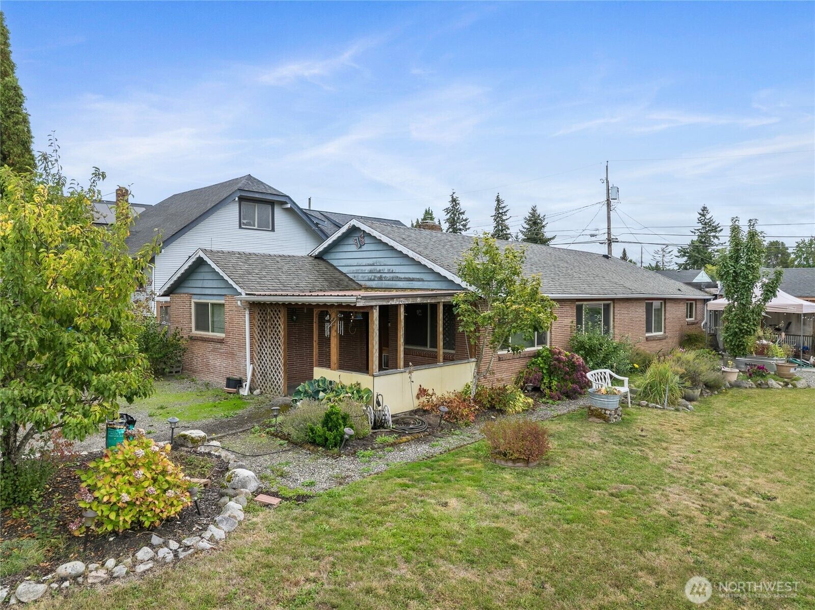 Property Photo: 702 E 51st Street WA 98404