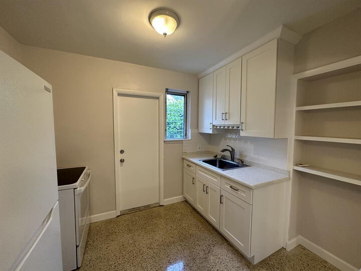 Property Photo:  1300 E Broward Boulevard 8  FL 33301 