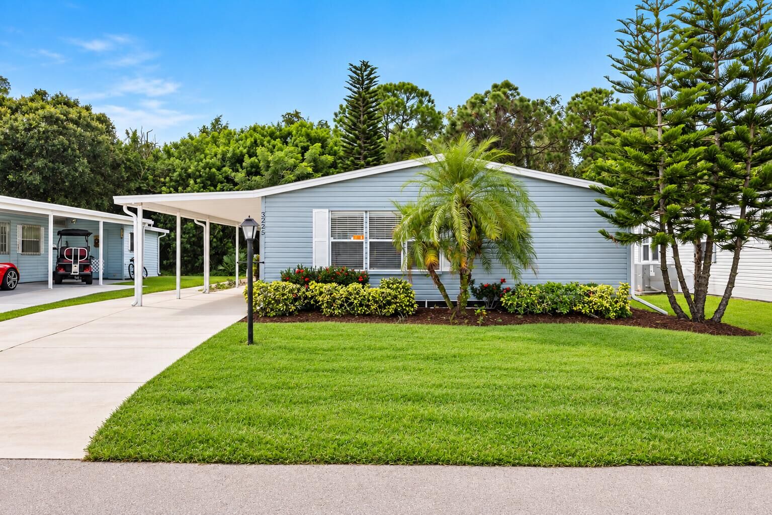 Property Photo:  3225 Columbrina Circle  FL 34952 